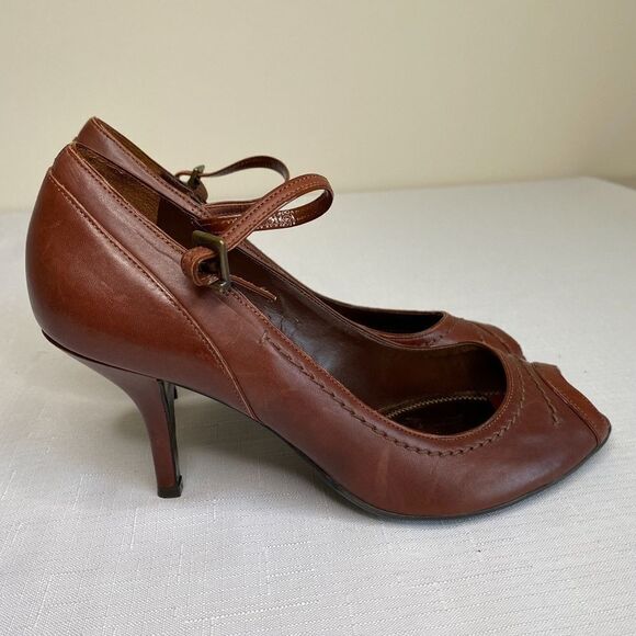 ANTONIO MELANI Shoes - Antonia Melani 4" Peep Toe Heels